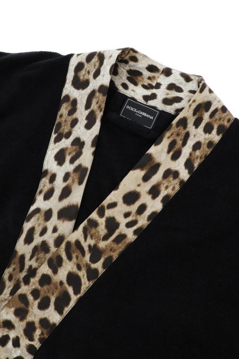 dolce & gabbana leo print bathrobe